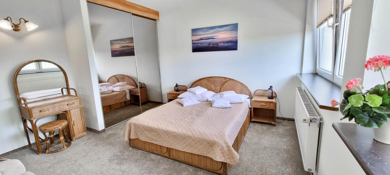 Pensjonat Na Gorce - Widok Na Jezioro Solinskie I Gory 534-556-639 Polańczyk Extérieur photo