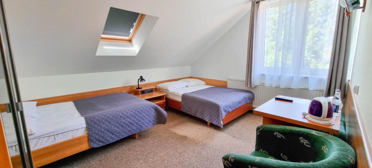 Pensjonat Na Gorce - Widok Na Jezioro Solinskie I Gory 534-556-639 Polańczyk Extérieur photo