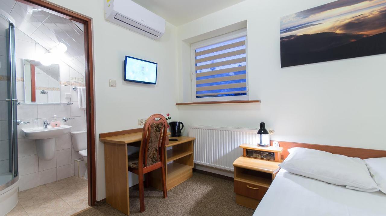 Pensjonat Na Gorce - Widok Na Jezioro Solinskie I Gory 534-556-639 Polańczyk Extérieur photo